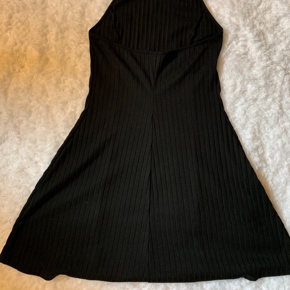 Forever 21 Halter Dress Black - Picture 4 of 4